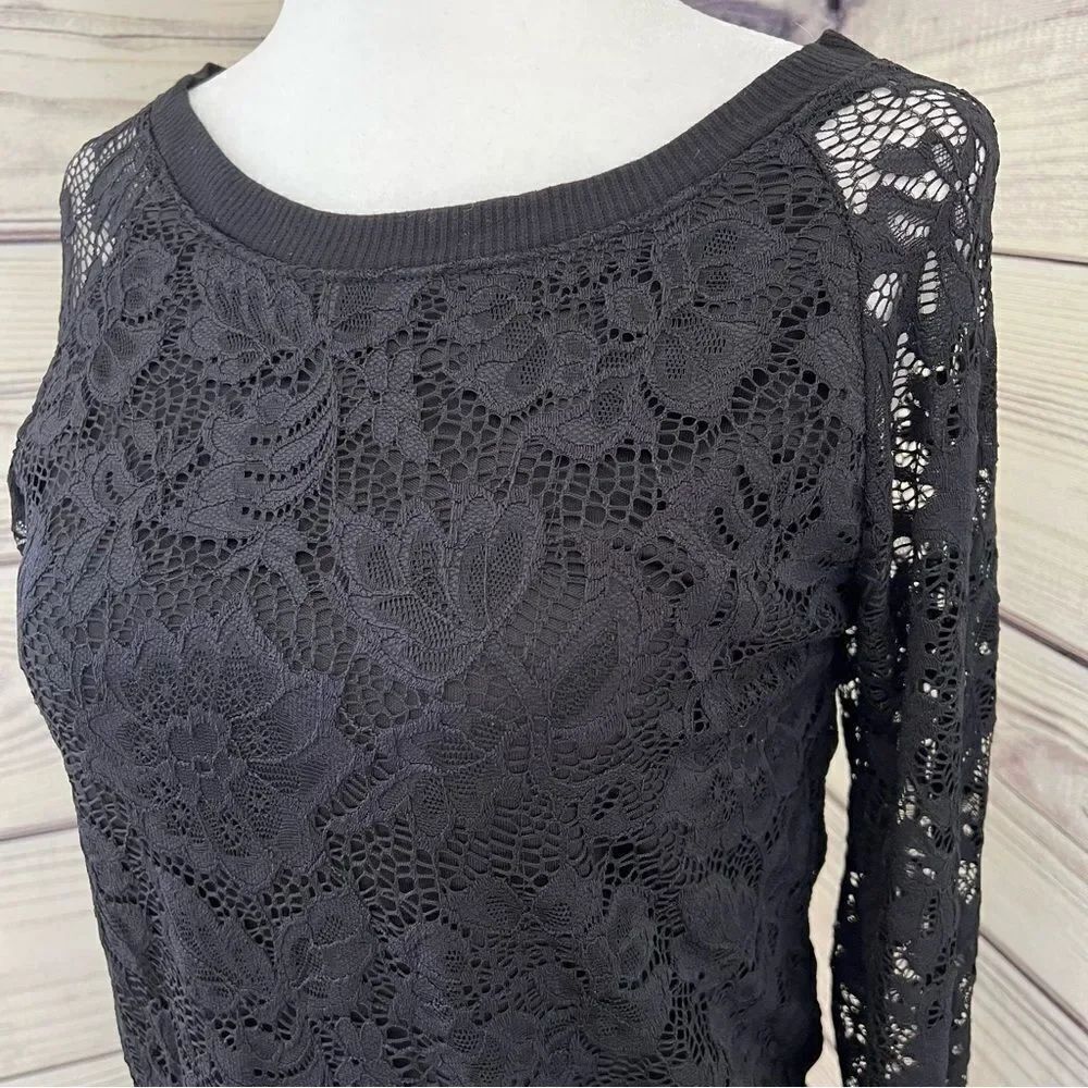 West Kei Black Lace Long Sleeve Varsity Banded Top XS - Picture 3 of 7